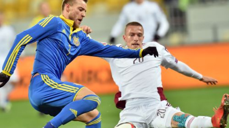 Kāpēc gan lai Ukraina "neizšautu"?
Andrijs Jarmolenko pret Antonu Kurakinu
Foto: AFP/Scanpix