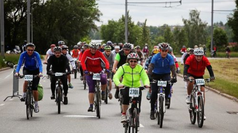 Rīgas velomaratona dalībnieki trasē
Foto: Zigismunds Zālmanis