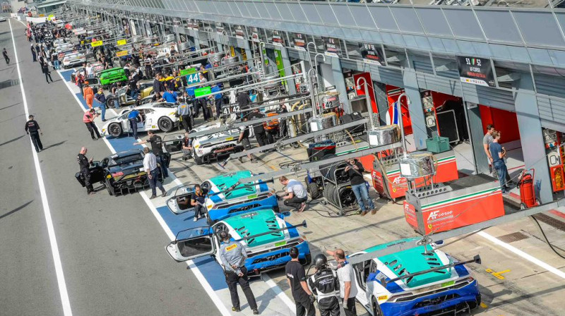 Boksu teritorija "Super Trofeo" čempionātā
Foto: twitter.com/thesupertrofeo