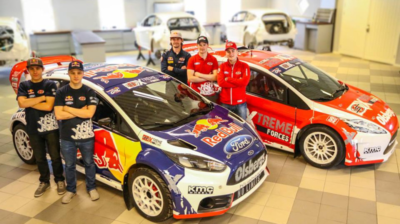 Reinis Nitišs ar komandas biedriem
Foto: Olsbergs MSE