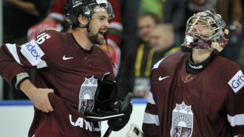 Kaspars Daugaviņš (pa kreisi)
Foto: Romāns Kokšarovs, Sporta Avīze, F64