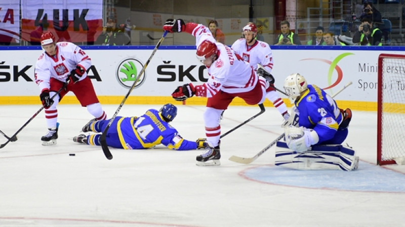 Poļi savās mājās var pārsteigt hokeja pasauli
Foto: wmia2015.iihf.com