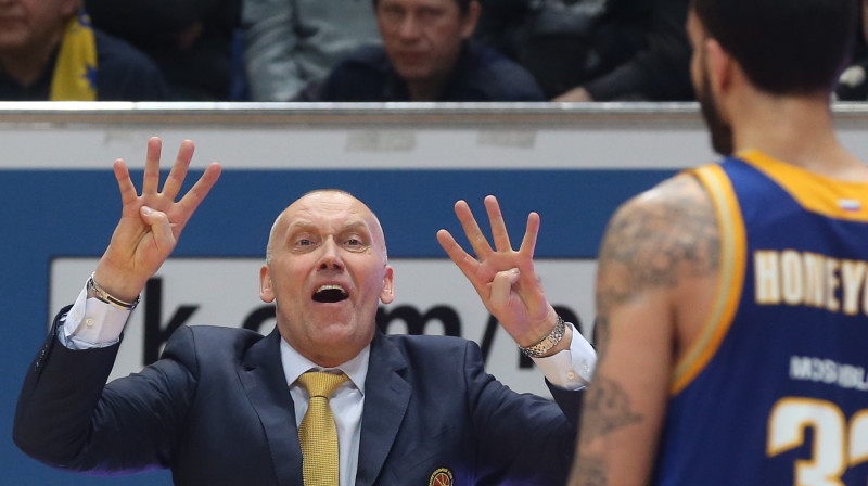 Rims Kurtinaitis: vienīgais treneris, kurš divas reizes jau uzvarējis Eiropas kausā 
Foto: Itar-Tass/Scanpix