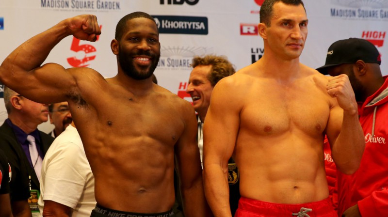 Braients Dženingss un Vladimirs Kļičko
Foto: AFP / Scanpix