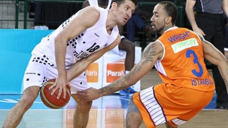 Kristaps Valters (pa kreisi)
Foto: Nazif YILMAZ/turktelekomspor.com.tr