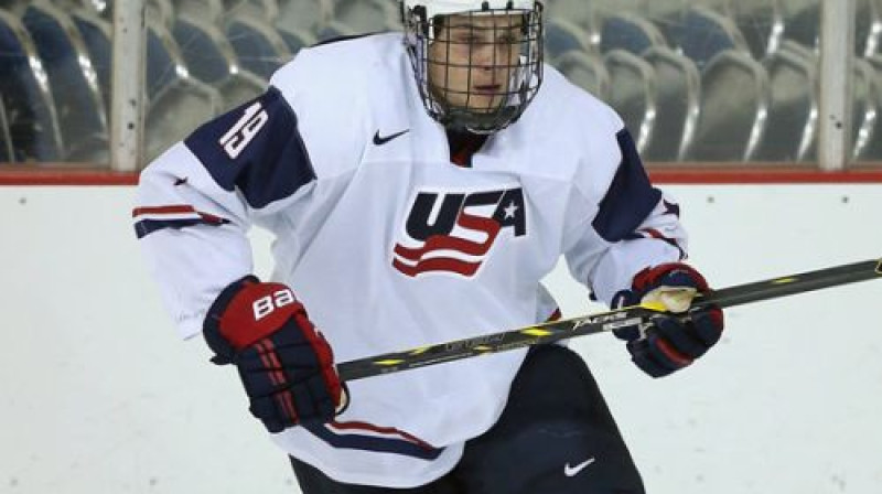 Austons Metjūzs
Foto: Nhl.com