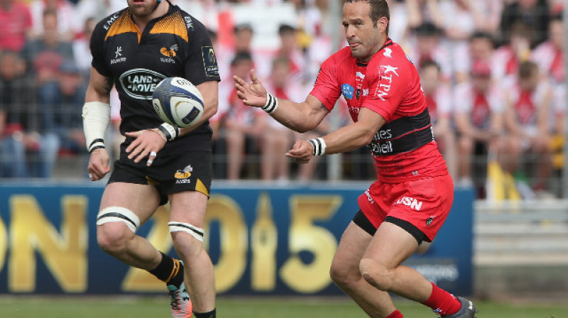 Pieredzējušais "Toulon" spēles diriģents Frederiks Mišalaks negaidīti atstāts rezervē. 
Foto: epcrugby.com