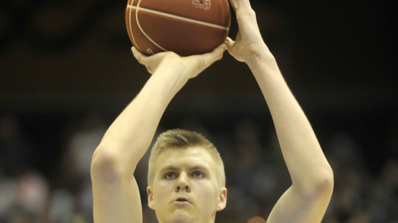 Kristaps Porziņģis: 17 punkti Peta Railija klātbūtnē
Foto: Romāns Kokšarovs, f64