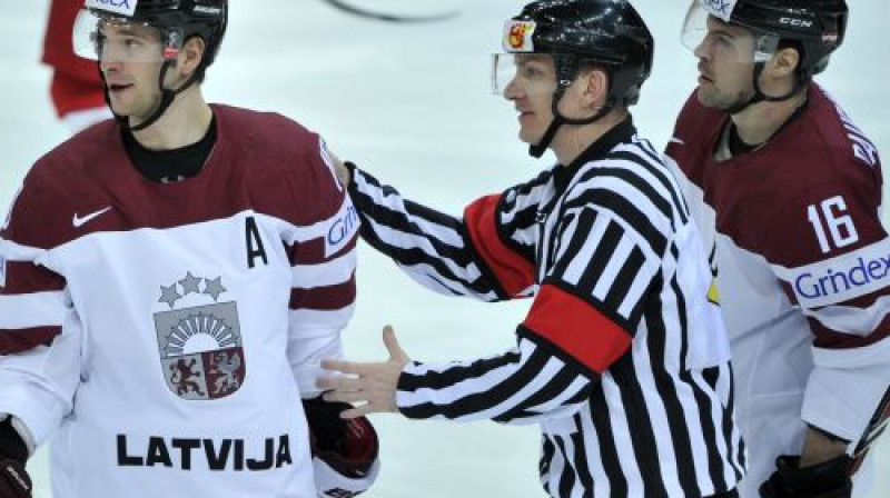 Lauris Dārziņš un Kaspars Daugaviņš
Foto: Romāns Kokšarovs/F64