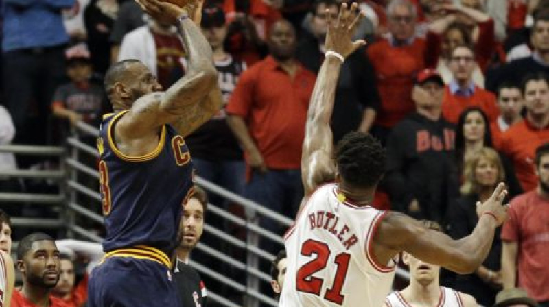 Lebrons Džeimss guva 25 punktus
Foto: AP/Scanpix