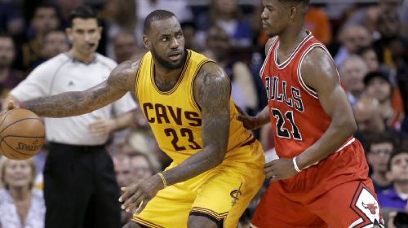 Lebrons Džeimss pret Džimiju Batleru
Foto: AP/Scanpix