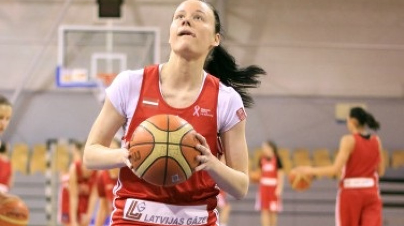 Kate Aizsila: 15 punkti trešajā spēlē valstsvienības sastāvā
Foto: Vilnis Kozlovskis