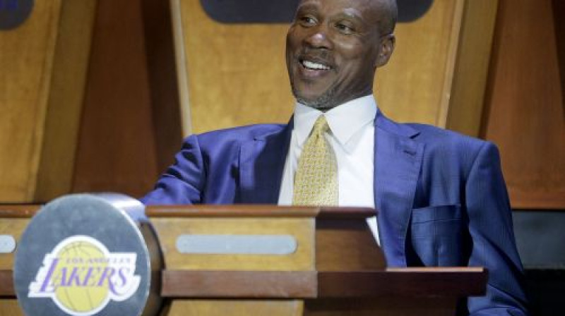 "Lakers" trenerim Baironam Skotam šonakt iemeslu smaidīt netrūka
Foto: AP/Scanpix