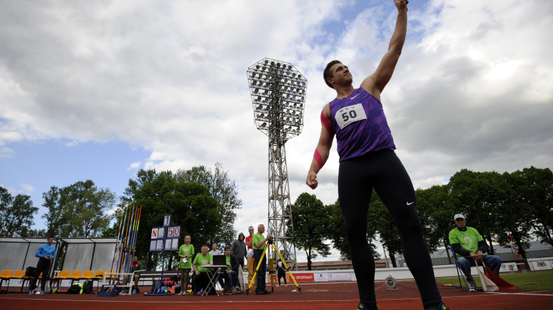 Foto: Romāns Kokšarovs/f64
Rolands Štrobinders