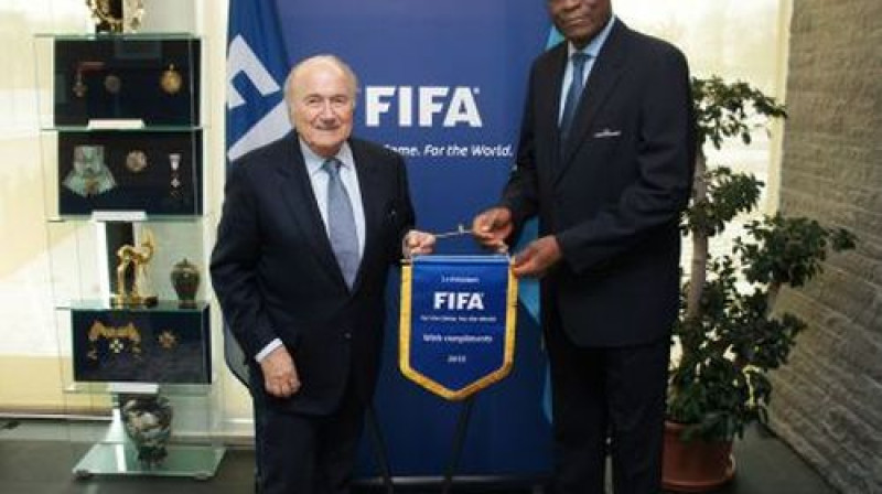 Zeps Blaters un Konstants Omari
Foto: FIFA