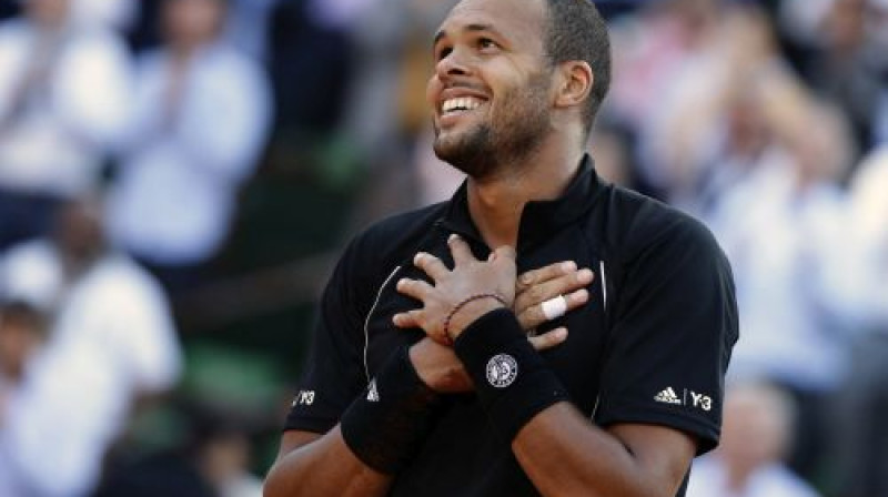 Žo-Vilfrīds Tsonga otro reizi spēlēs "French Open" pusfinālā
Foto: AP/Scanpix