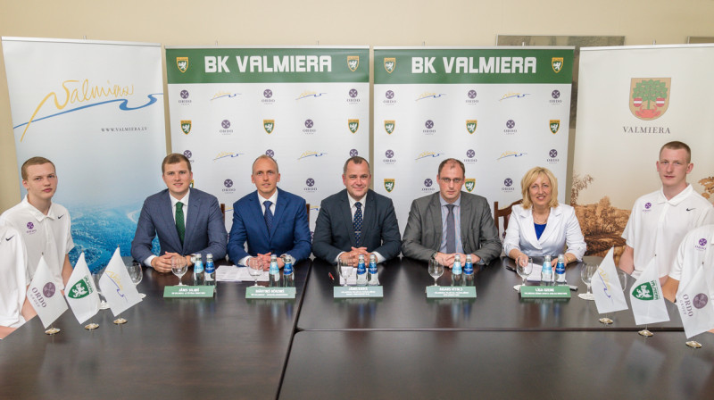Līguma parakstīšana 1. jūnijā
Foto: BK Valmiera