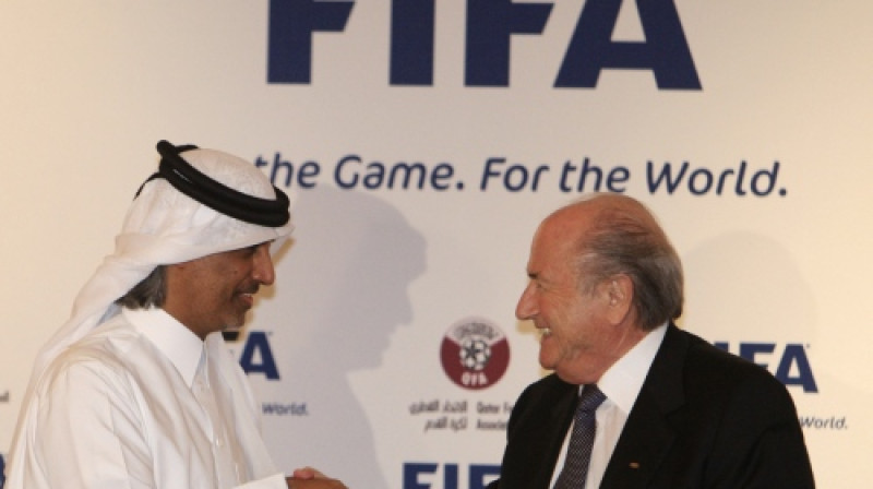 Hamads bin Halifa bin Ahmeds Al Tani un Zeps Blaters
Foto: AP/Scanpix
