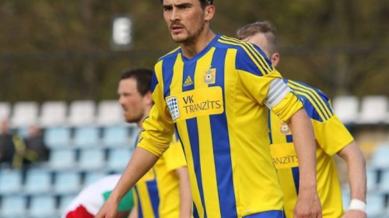 Uzvaras vārtu autors Ģirts Karlsons
Foto: Mārtiņš Sīlis