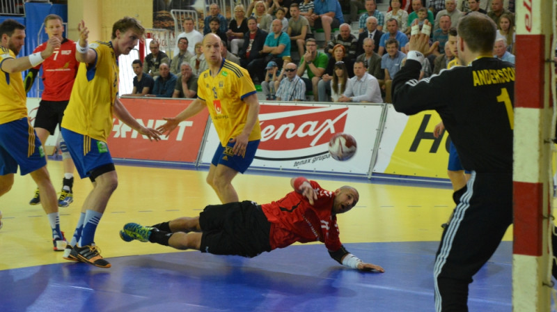 Ingars Dude uzbrukumā
Foto: Juris Bērziņš-Soms