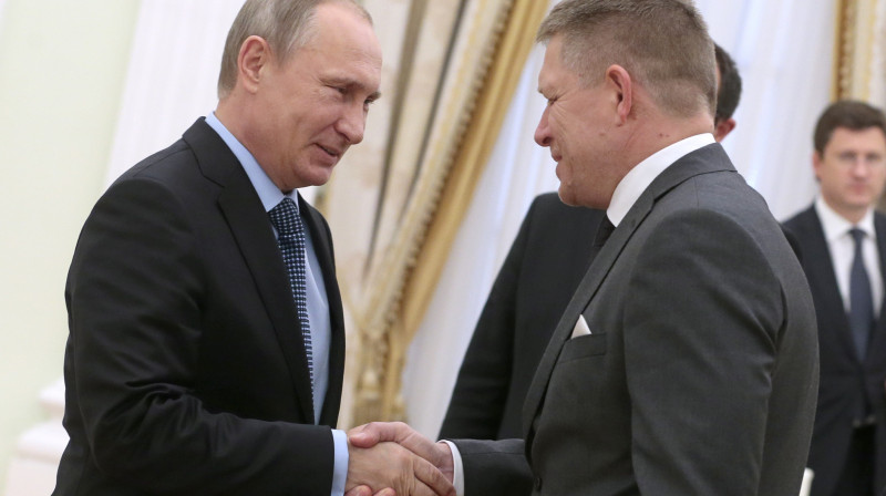 Slovākijas premjerministrs Roberts Fico tiekas ar Krievijas prezidentu Kremlī 
Foto: ITAR-TASS / Scanpix