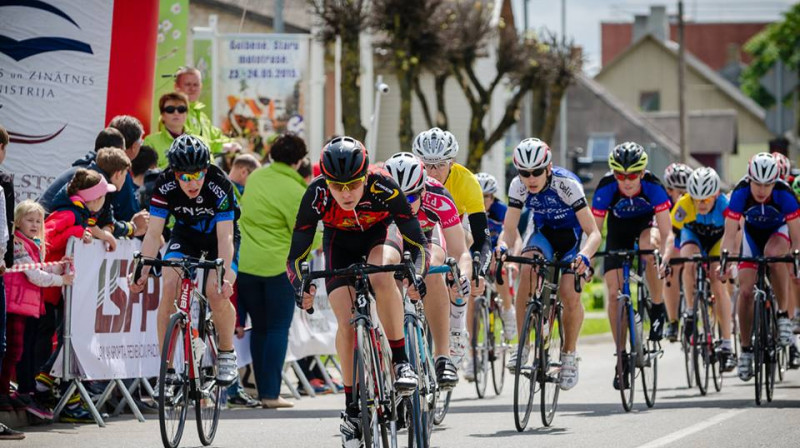 Latvijas jaunatnes seriāls "Baltais Cerību kauss" turpināsies Carnikavā.
Foto: Agnis Melderis