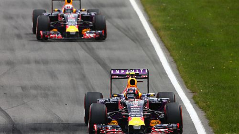 "Red Bull" piloti trasē
Foto: GETTY IMAGES NORTH AMERICA