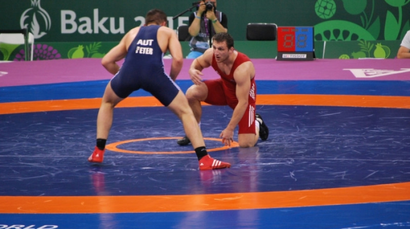 Armands Zvirbulis (pa labi) 
Foto: Mārtiņš Mālmeisters, olimpiade.lv