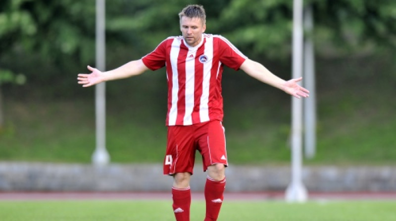 Dzintars Zirnis
Foto: Romāns Kokšarovs/F64