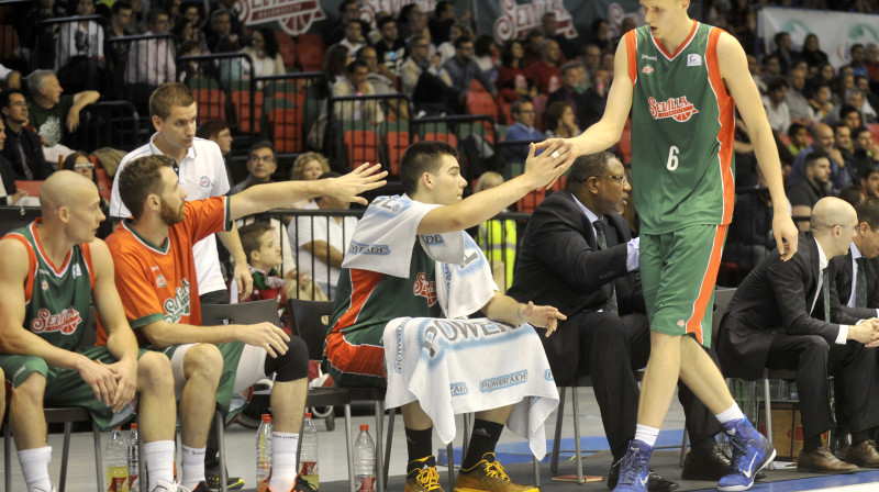 Kristaps Porziņģis: piecas dienas līdz NBA draftam
Foto: Romāns Kokšarovs, f64