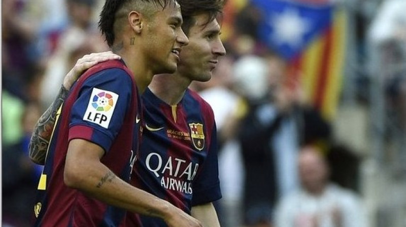 Neimārs un Mesi "Barcelona" rindās
Foto: AFP/Scanpix