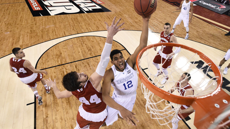 Karls Entonijs Taunss uzbrukuma noslēgumā
Foto: AP/Scanpix