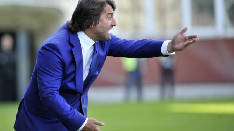 Tamazs Pertija
Foto: Romāns Kokšarovs/F64