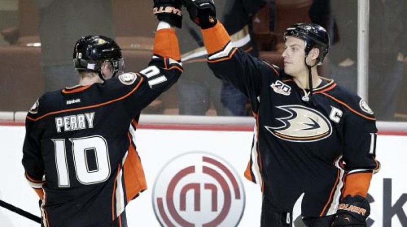 Korijs Perijs un Raiens Geclafs
Foto: AP/Scanpix