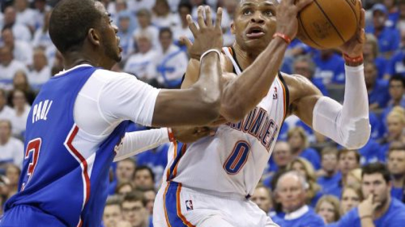 Arī Kriss Pols un Rasels Vestbruks savulaik draftēti ar ceturto numuru
Foto: AP/Scanpix