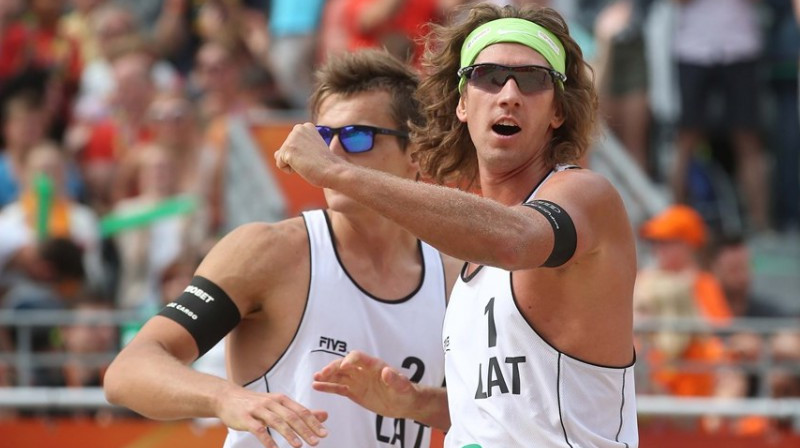 Aleksandrs Samoilovs un Mārtiņš Pļaviņš
Foto: fivb.org