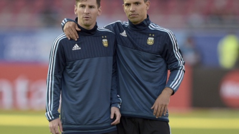 Lionels Mesi un Serhio Agvero
Foto: AFP/Scanpix