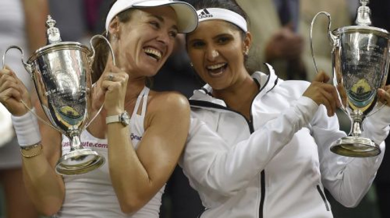 Martina Hingisa un Sanja Mirza
Foto: Reuters/Scanpix