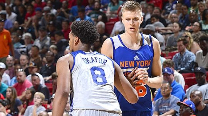 Kristaps Porziņģis pret Džalilu Okaforu
Foto: Nba.com