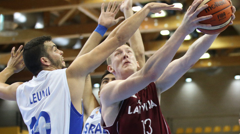 Rolands Šmits: ceturtais rezultatīvākais un trešais labākais bumbu izcīnītājs Eiropas U20 čempionātā.
Foto: FIBAEurope.com