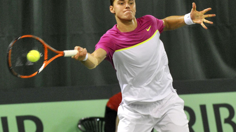 Mārtiņš Podžus šodien jau pirmajā mačā var nodrošināt Latvijai palikšanu Eiropas-Āfrikas zonas 2. grupā. 
Foto: Romāns Kokšarovs/f64