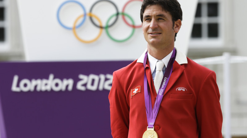 Stīvs Gerdā ar zelta medaļu Londonā 
Foto: AP / Scanpix