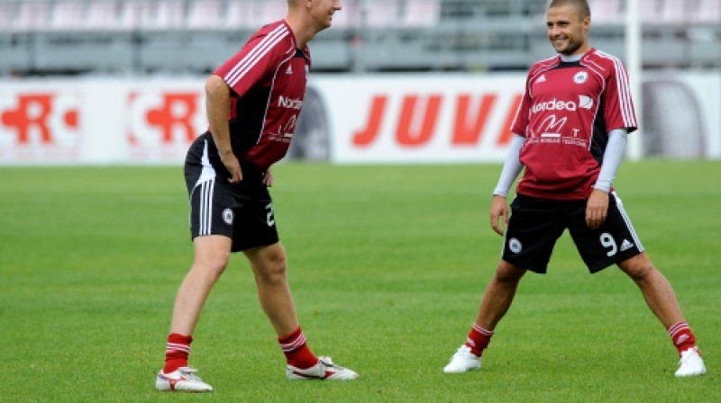 Igors Stepanovs un Māris Verpakovskis
Foto: Romāns Kokšarovs (f64)