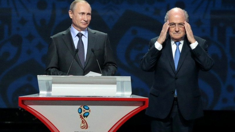 Vladimirs Putins un Zeps Blaters
Foto: AP/Scanpix