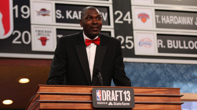 Hakīms Oladžuvons 2013. gada NBA jauno spēlētāju izvēles ceremonijā
Foto: AFP/Scanpix
