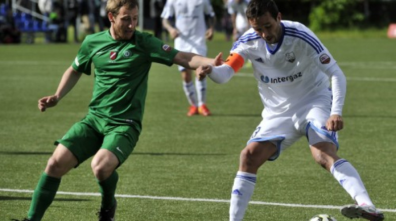 Armands Pētersons pret Pāvelu Riževski
Foto: Romāns Kokšarovs/f64