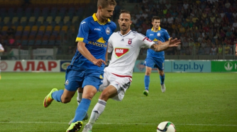 Kaspars Dubra spēlē pret ''Videoton''
Foto: fcbate.by