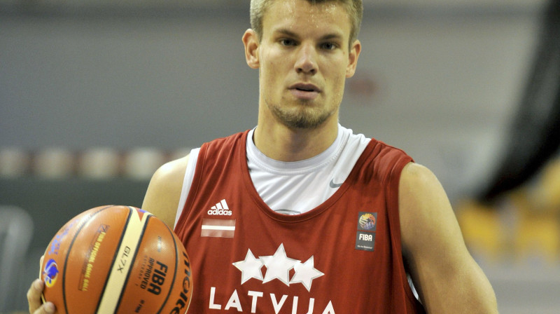 Endrū Šmits
Foto: Romāns Kokšarovs, Sporta Avīze, f64