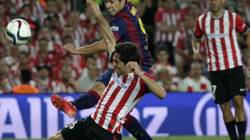 Luiss Svaress pret "Athletic" aizsardzību Spānijas kausa finālā
Foto: AP/Scanpix