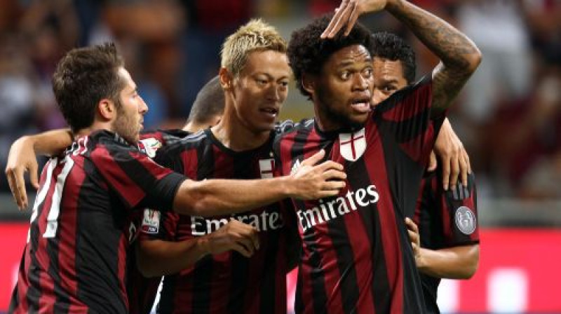 Ar vārtu guvumu tiek apsveikts Keisuke Honda
Foto: LaPresse/Scanpix